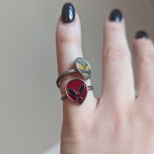 Adjustable size alien rings